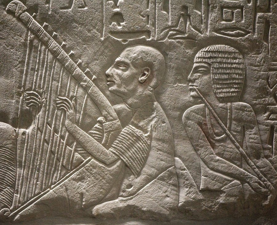 Harpist in the tomb chapel of Paatenemheb — original