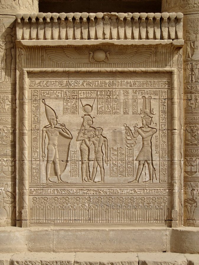 Sistrum offering at Dendera — original