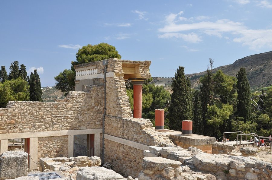 The palace of Knossos — original