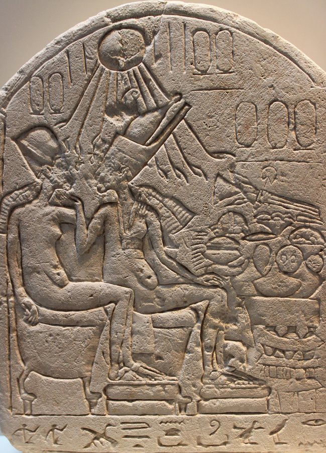 Amarna relief (stela of Akhenaten and Nefertiti), Neues Museum — original