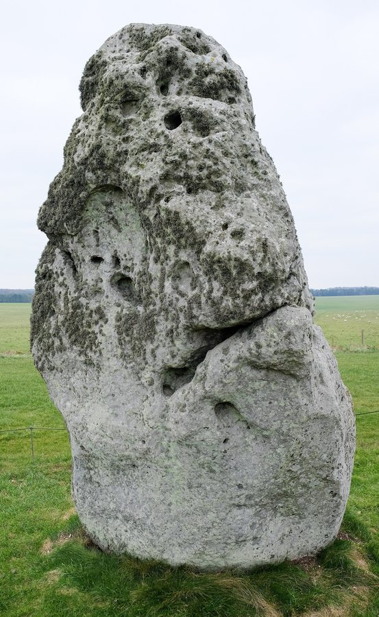 Raising the stones at Stonehenge — original